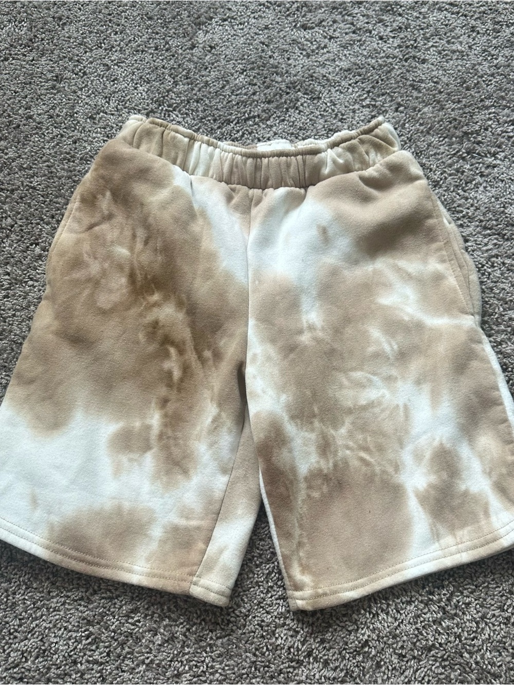 refuge Tie-Dye Athletic Shorts in Cream and Tan